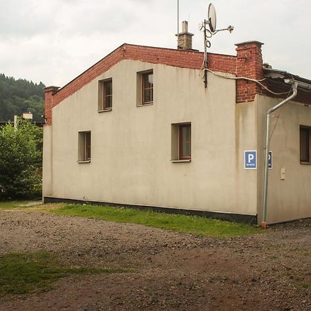 Apartman Svoboda Nad Upou Exterior photo
