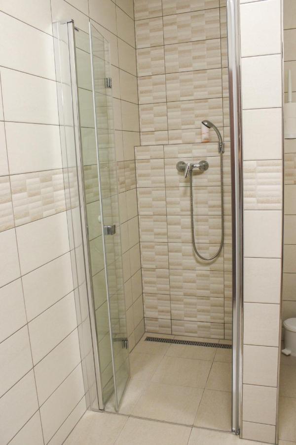 Apartman Svoboda Nad Upou Exterior photo